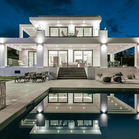 Valentino Luxury Villa Plános